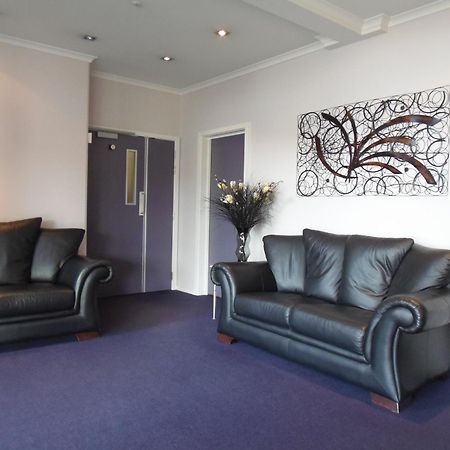 פורירואה Amethyst Court Motor Lodge מראה חיצוני תמונה